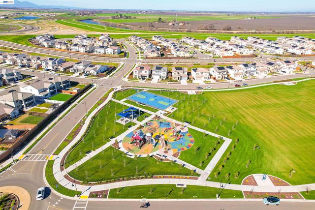 3456 Mulholland Drive, Lathrop, CA 95330