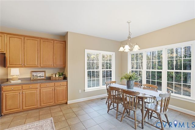 17192 Katy Ln, Beaverdam, VA 23015