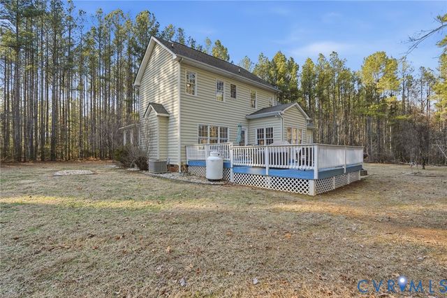17192 Katy Ln, Beaverdam, VA 23015
