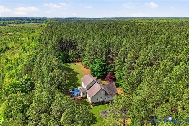 17192 Katy Ln, Beaverdam, VA 23015