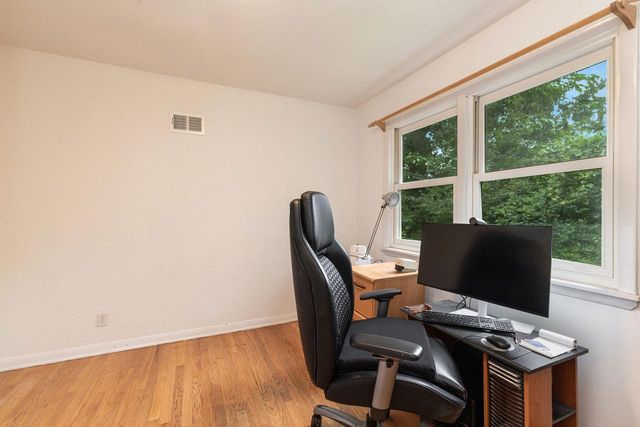 1070 Woodland AVENUE, Elm Grove, WI 53122