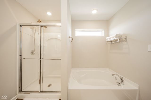 6552 Blackthorne Drive, Pendleton, IN 46064