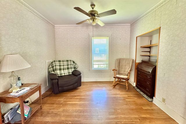 39 Chestnut Street, Tilton, NH 03276