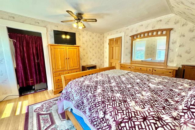 39 Chestnut Street, Tilton, NH 03276