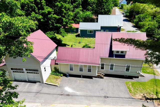 39 Chestnut Street, Tilton, NH 03276