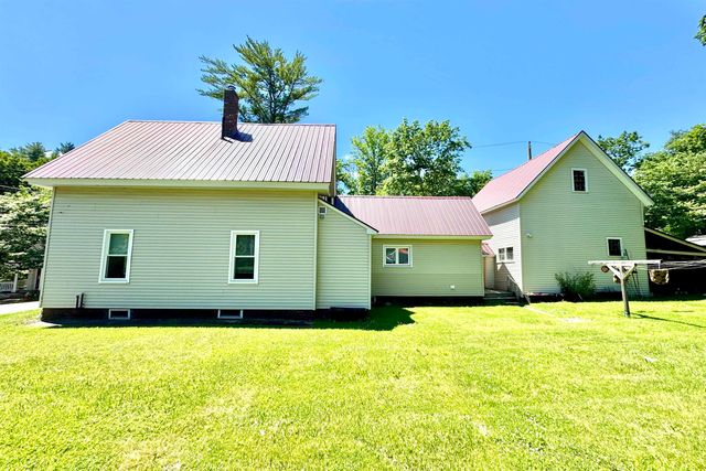 39 Chestnut Street, Tilton, NH 03276
