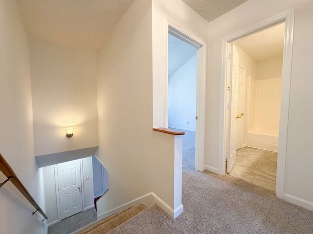 211 Thistle Ln, Hermitage, TN 37076