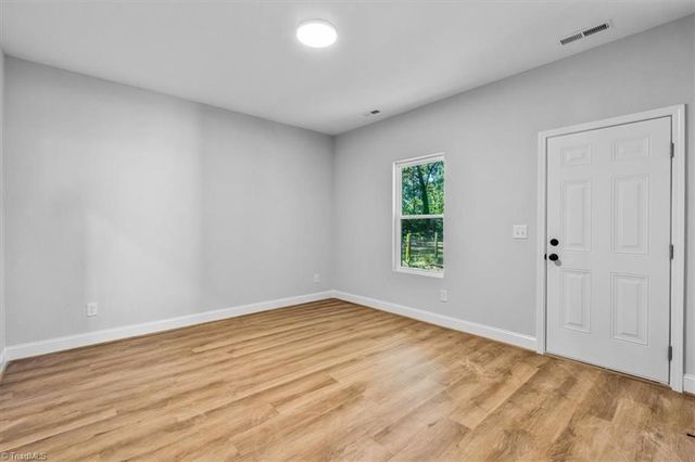 1181 Flora Avenue, Burlington, NC 27217