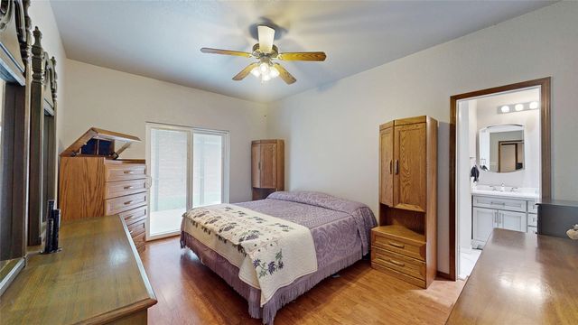 911 Azalia Drive, Lewisville, TX 75067