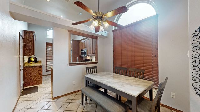 911 Azalia Drive, Lewisville, TX 75067