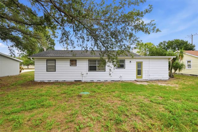 2817 HAWTHORNE STREET, Sarasota, FL 34239