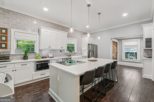 207 E Hightower Trail, Social Circle, GA 30025