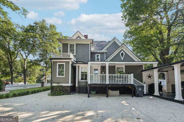 207 E Hightower Trail, Social Circle, GA 30025