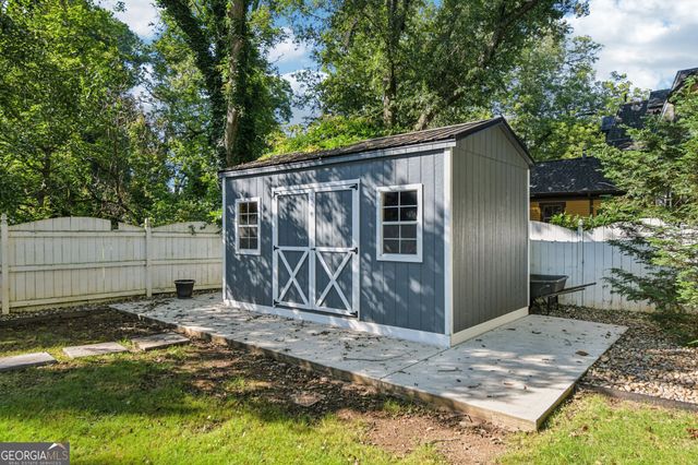 207 E Hightower Trail, Social Circle, GA 30025