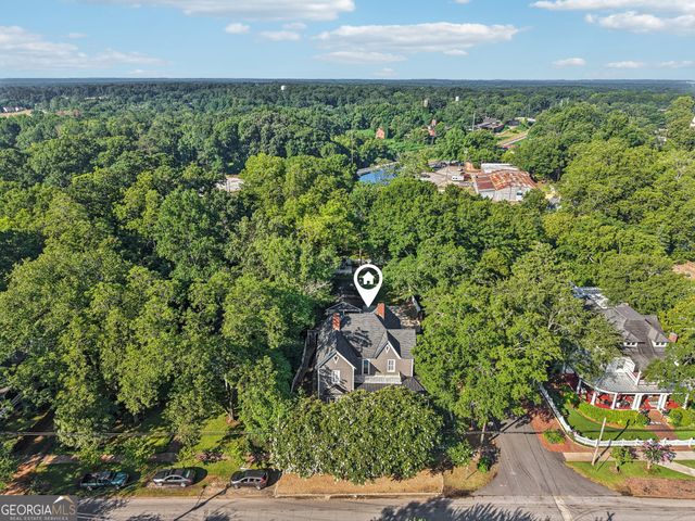 207 E Hightower Trail, Social Circle, GA 30025
