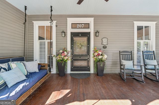 207 E Hightower Trail, Social Circle, GA 30025