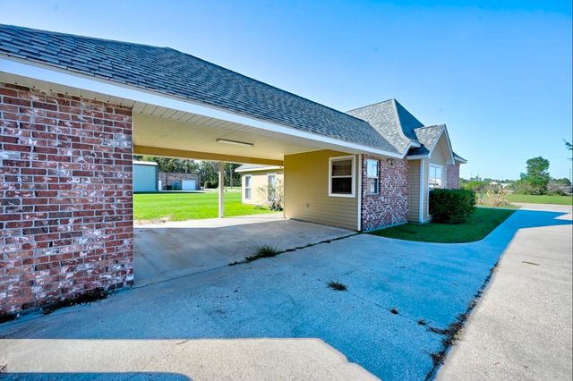 112 Lillian Dr, Plattenville, LA 70393