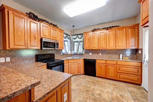 112 Lillian Dr, Plattenville, LA 70393