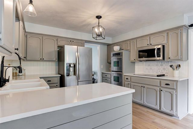 2400 NW 118th Street, Oklahoma City, OK 73120
