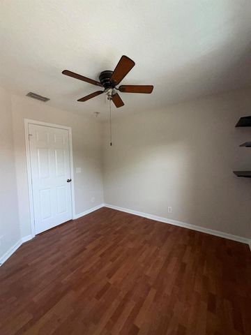 816 Summit Lake Drive, West Palm Beach, FL 33406