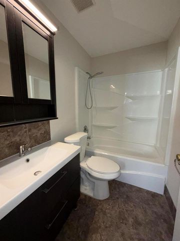 816 Summit Lake Drive, West Palm Beach, FL 33406