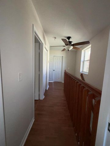 816 Summit Lake Drive, West Palm Beach, FL 33406