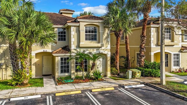 816 Summit Lake Drive, West Palm Beach, FL 33406