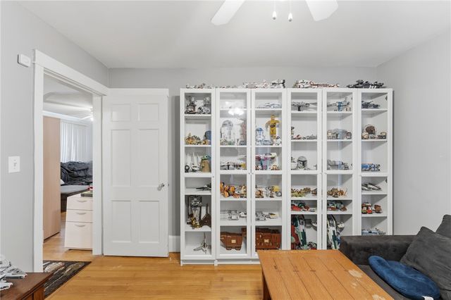 9 McGuire Road, North Providence, RI 02904