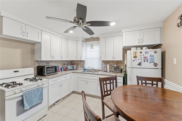 9 McGuire Road, North Providence, RI 02904