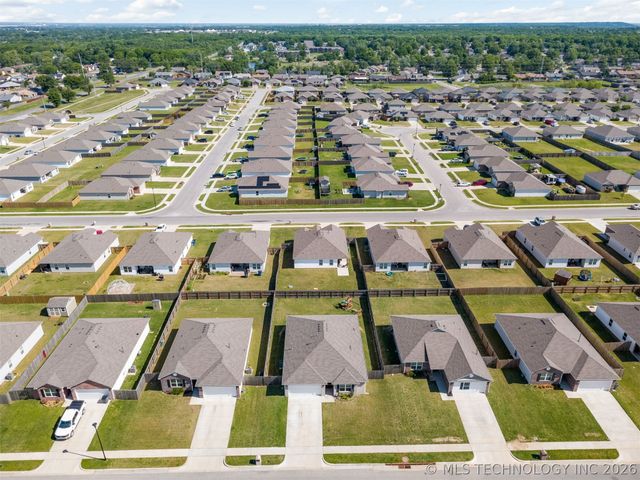 14627 E 39th Street S, Tulsa, OK 74134