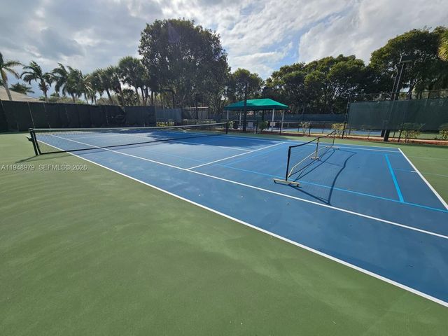 12981 Kapok Ln, Davie, FL 33330