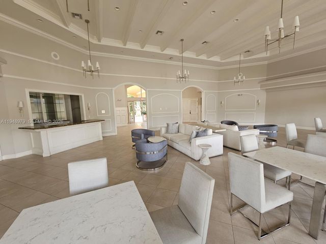 12981 Kapok Ln, Davie, FL 33330