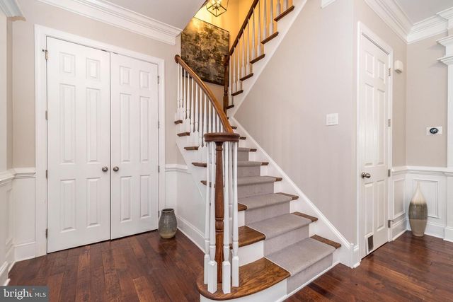 73 CREEKVIEW LN, Yardley, PA 19067