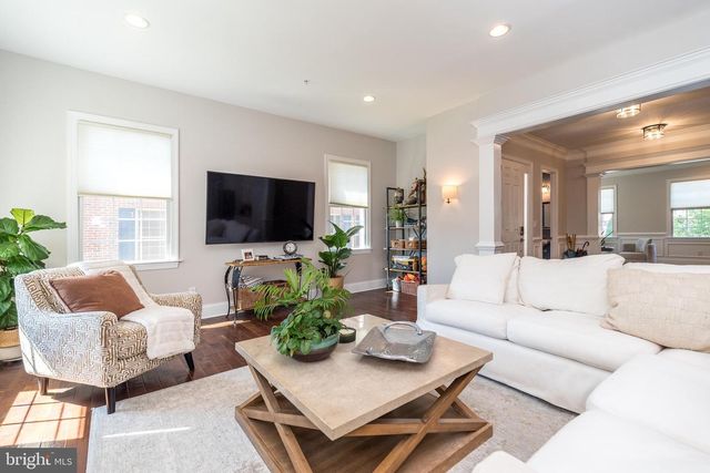 73 CREEKVIEW LN, Yardley, PA 19067
