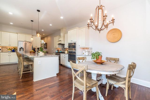 73 CREEKVIEW LN, Yardley, PA 19067