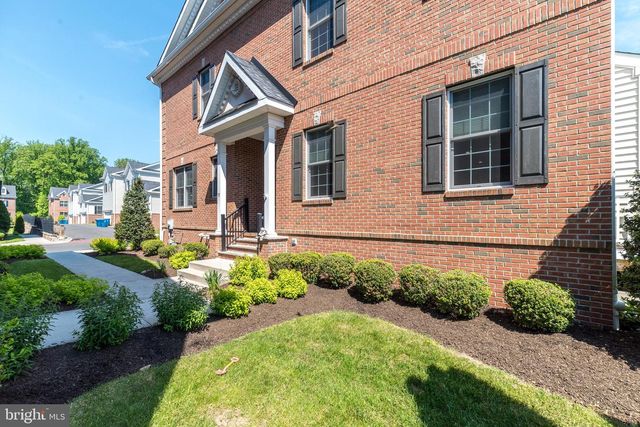 73 CREEKVIEW LN, Yardley, PA 19067