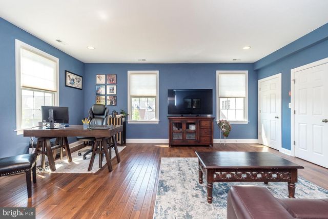 73 CREEKVIEW LN, Yardley, PA 19067