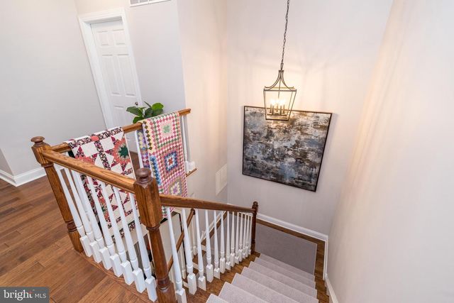 73 CREEKVIEW LN, Yardley, PA 19067
