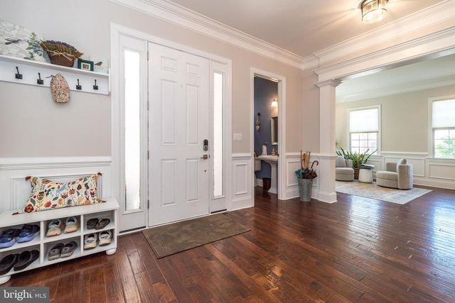 73 CREEKVIEW LN, Yardley, PA 19067