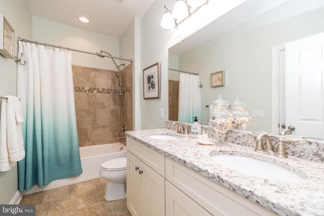 73 CREEKVIEW LN, Yardley, PA 19067