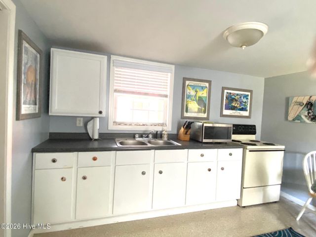 403 South Carolina Avenue, Carolina Beach, NC 28428