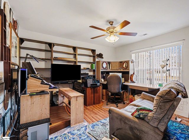 125 Apple Grove Drive, Inman, SC 29349