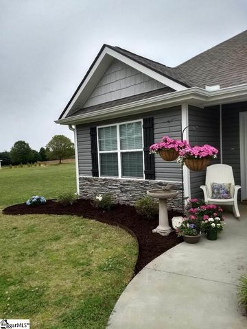 125 Apple Grove Drive, Inman, SC 29349