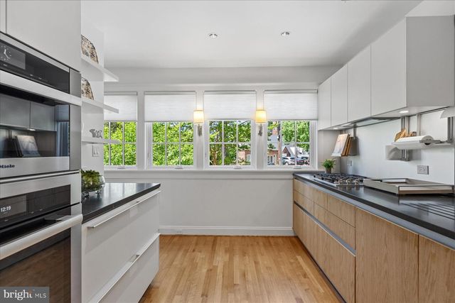 1706 SURREY LN NW, Washington, DC 20007