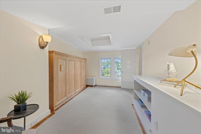 1706 SURREY LN NW, Washington, DC 20007