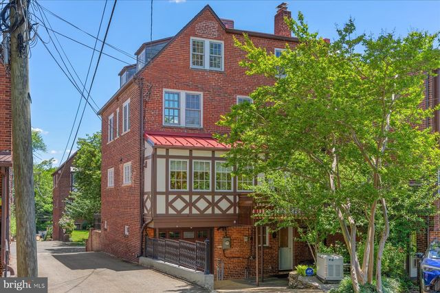 1706 SURREY LN NW, Washington, DC 20007
