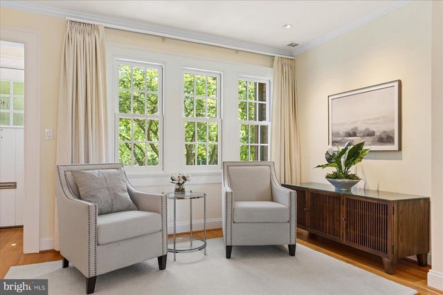 1706 SURREY LN NW, Washington, DC 20007