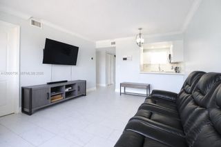 14951 SW 82nd Ln 17-402, Miami, FL 33193