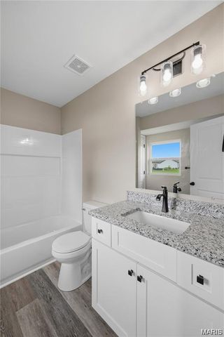 104 Briarwood Drive, Moscow Mills, MO 63362
