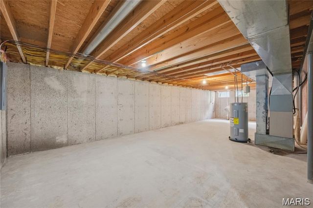 104 Briarwood Drive, Moscow Mills, MO 63362